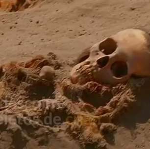 Peru encontra esqueletos de crianças sacrificadas em ritual