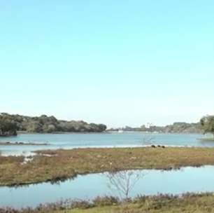 Empresa responsável realiza trabalhos de sondagem no Lago Municipal de Cascavel