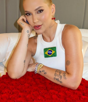 Virginia Fonseca recebe buquê gigante no Dia dos Namorados, e Vini Jr. reage