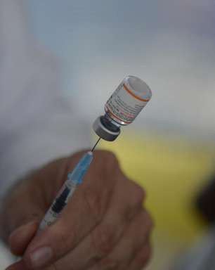 Cidade suspende vacinação após criança ter parada cardíaca