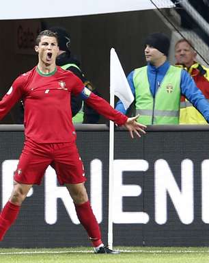 C. Ronaldo vence duelo com Ibra, e Portugal vai à Copa após bater Suécia