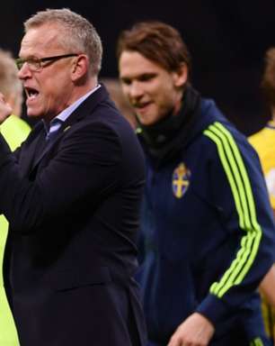 Suécia deixa Ibrahimovic fora e chama 23 para a Copa