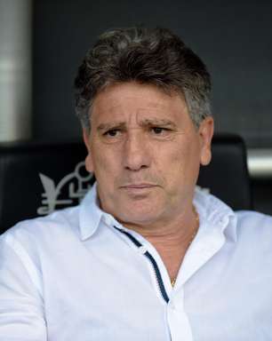 Duplo sofrimento de Renato: sai do Fla e vê Grêmio afundar