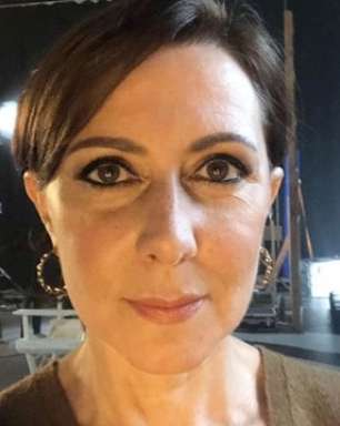 Atriz portuguesa morre por AVC após desmaio ao gravar novela