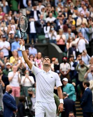 Djokovic vence com facilidade e vai à semifinal em Wimbledon