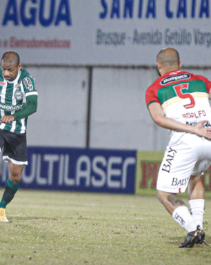 Em alta, Coritiba e Goiás se enfrentam na Série B