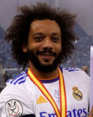 Histórico! Marcelo iguala recorde de títulos de lenda do Real Madrid: 'Vamos por mais'