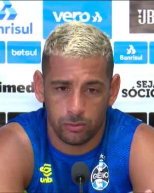 GRÊMIO: Diego Souza revela que negociou com diretoria do Sport: "Sou torcedor do clube, conversamos muito sim, mas minha prioridade era permanecer aqui"