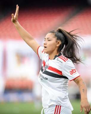 Meia-atacante Micaelly renova contrato com o São Paulo para 2022