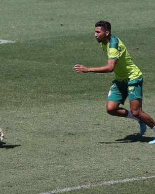 Com elenco completo, Palmeiras trabalha finalizações e linha defensiva no primeiro treino do dia