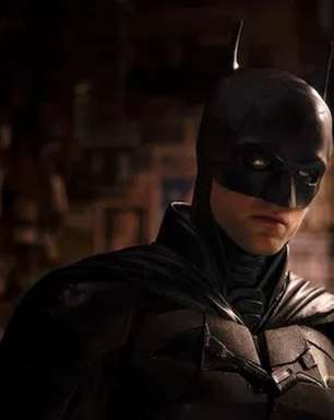 Robert Pattinson comenta origem "sem sentido" do Batman