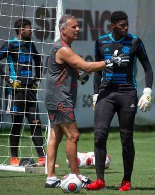 Flamengo: preparador de goleiros rasga elogios ao 'diamante' Hugo e explica técnicas do handebol