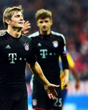 Kroos revela porre no Bayern: 'Não havia outra maneira de aliviar a dor'