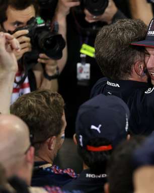 Red Bull planeja conversas sobre renovação de Verstappen "nas próximas semanas"