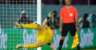 Inglaterra e Alemanha empatam em último jogo antes da Copa