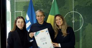 Bola de Ouro 2023: espanhola Aitana Bonmatí conquista prêmio de melhor  jogadora do mundo - Brasil 247