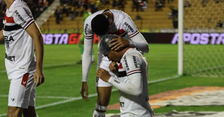 Ituano supera expulsão e segura empate com o Botafogo-SP na Série B