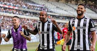 É cria do Mengão, joga na Premier League, e seria reforço do Atlético  Mineiro em 2024