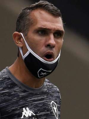 Bruno Lazaroni não é mais técnico do Botafogo