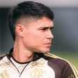 Luiz Araújo rebate comentário de torcedor do Flamengo durante live