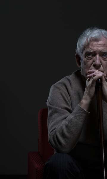 Como identificar e denunciar viol&ecirc;ncia contra idosos