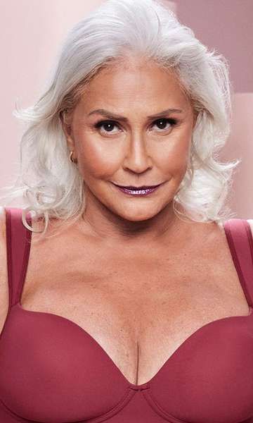 Campanhas de lingerie poderosas com modelos 50+ 