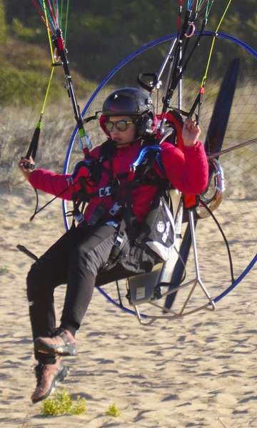 Quem &eacute; a &uacute;nica mulher pilota de aeronave do Catar