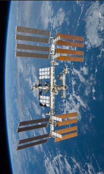 Qual a função da Estação Espacial Internacional?