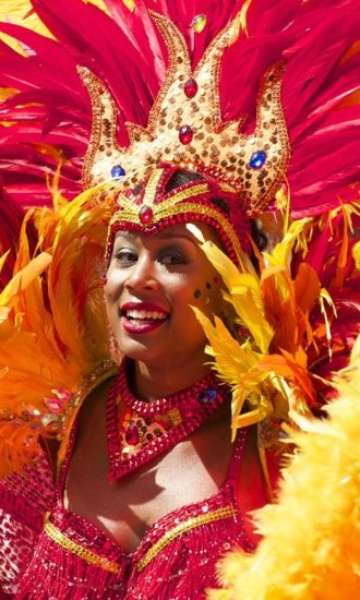 Fantasias "nerds" dominam o carnaval dos famosos. Confira!