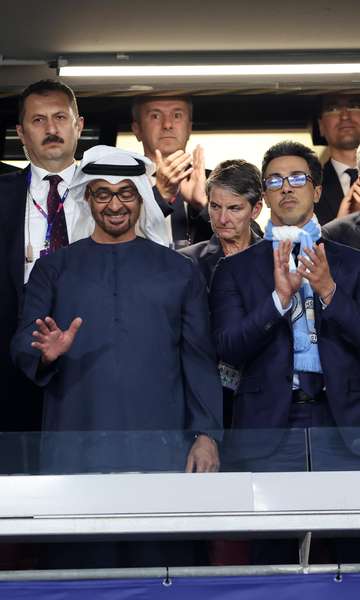 Saiba de onde vem a fortuna do bilion&aacute;rio dono do City