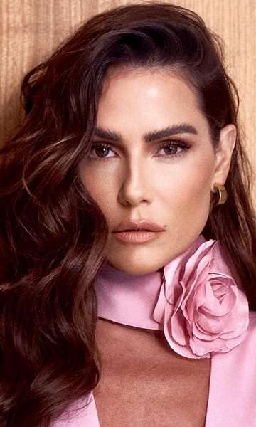 7 vezes que famosos revelaram aventuras e fantasias &iacute;ntimas