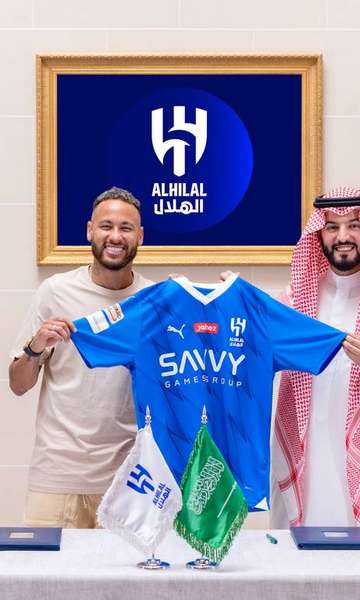 Perfis da Arábia Saudita Colocaram um emoji no crucifixo de Neymar pa