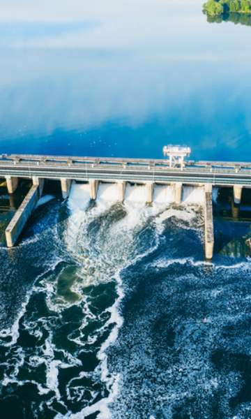 Força das águas: o que tem e como funciona uma usina hidrelétrica? 