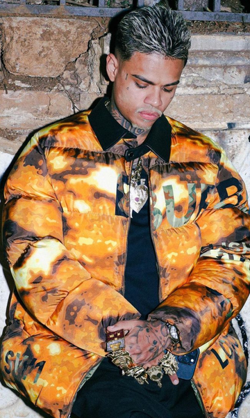 Qual &eacute; a religi&atilde;o de MC Cabelinho?