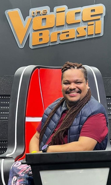 Relembre participantes LGBTQIA+ do "The Voice Brasil"