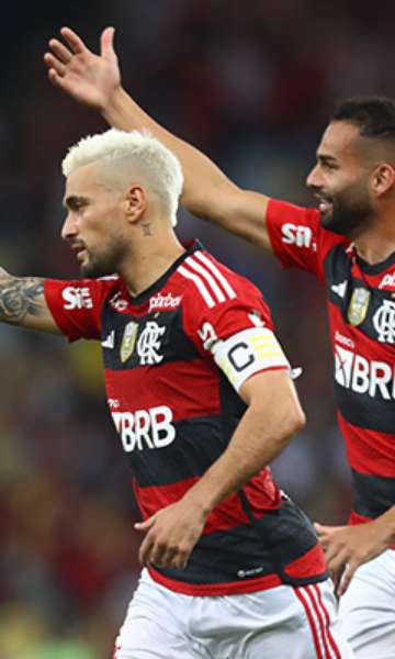 Flamengo é o único clube brasileiro em top 100 mundial em transferências