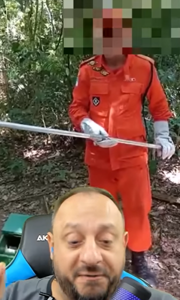 Pra quem n&atilde;o viu: Agentes se confundem e soltam cobra 'matadora' em floresta do Rio