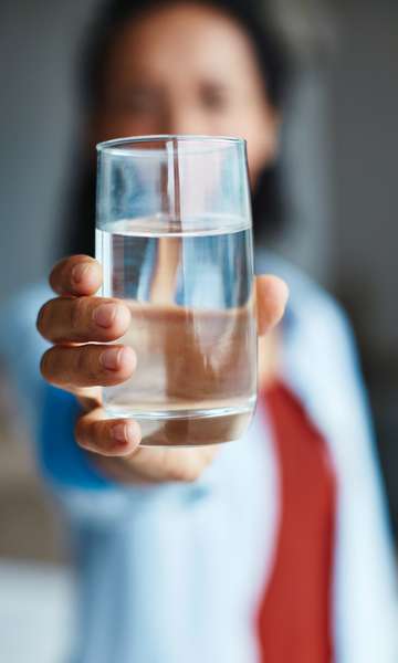 Quantos litros de água você deve beber por dia?