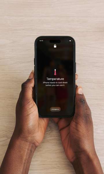 Celular superaquecendo com o calor? Saiba como proteger