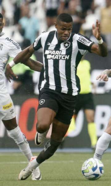 Atua&ccedil;&otilde;es do Santos contra o Botafogo: Messias garante empate