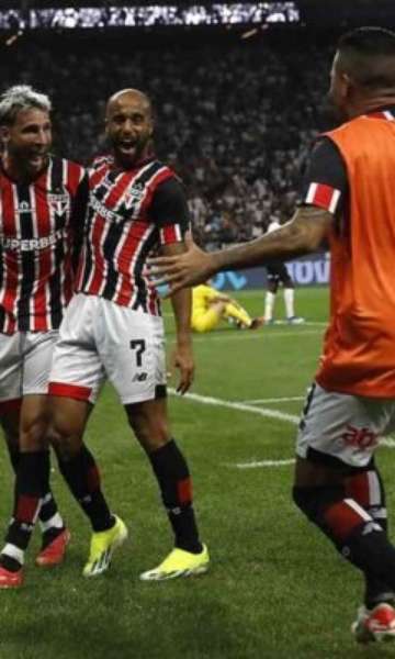 Atuações do São Paulo contra o Corinthians: grande jogo e fim do jejum