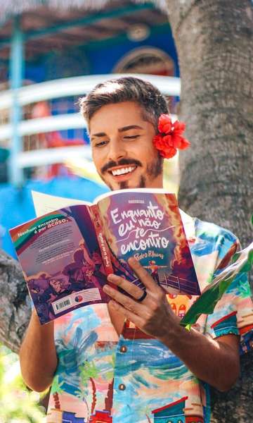 Literatura LGBT: 10 livros para ler ainda em 2024