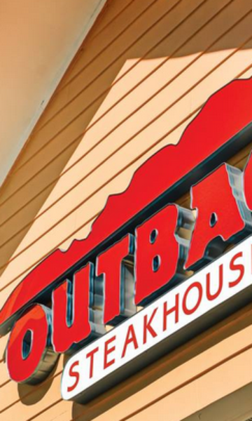 Outback não é franquia? Entenda modelo que prioriza ex-funcionários como donos