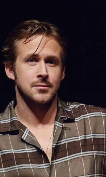 Atriz comenta fato de Ryan Gosling ter perdido papel por 'engordar demais'