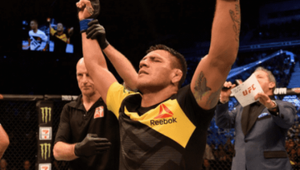 Dos Anjos entra no top 5 do UFC; Jones é retirado de ranking