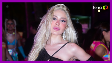 Farofa da Gkay': Karoline Lima é destaque e beija influenciadores ...