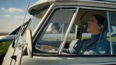 Elis Regina e Maria Rita cantam juntas no polêmico filme da Volkswagen