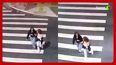 Vídeo mostra o momento em que jovens são atropeladas por carro em ...