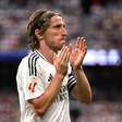 Real Madrid encerra Espanhol com vitória e clima de despedida no Bernabéu