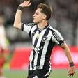 Botafogo vence Bragantino e larga na frente na Copa do Brasil